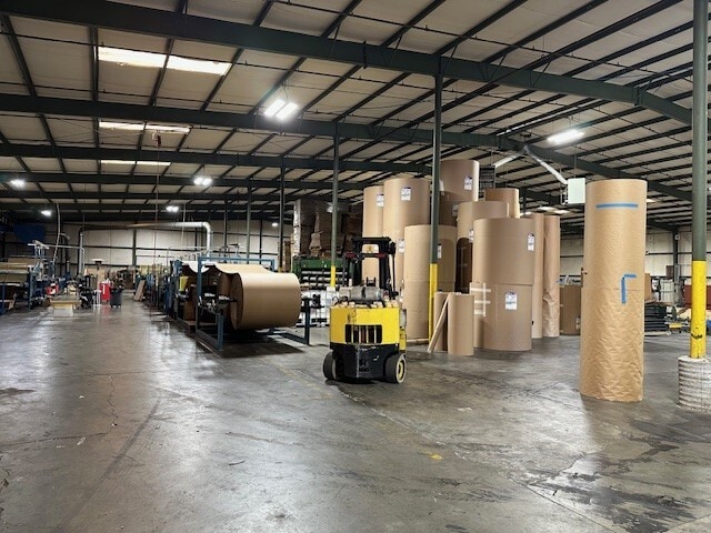 More Photos Of 3303 N Industrial Dr, Simpsonville Warehouse For Lease