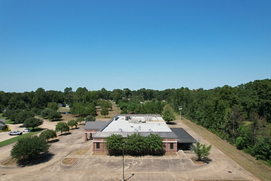 More Photos Of 200 Renaissance Way, Crockett Medical For Sale