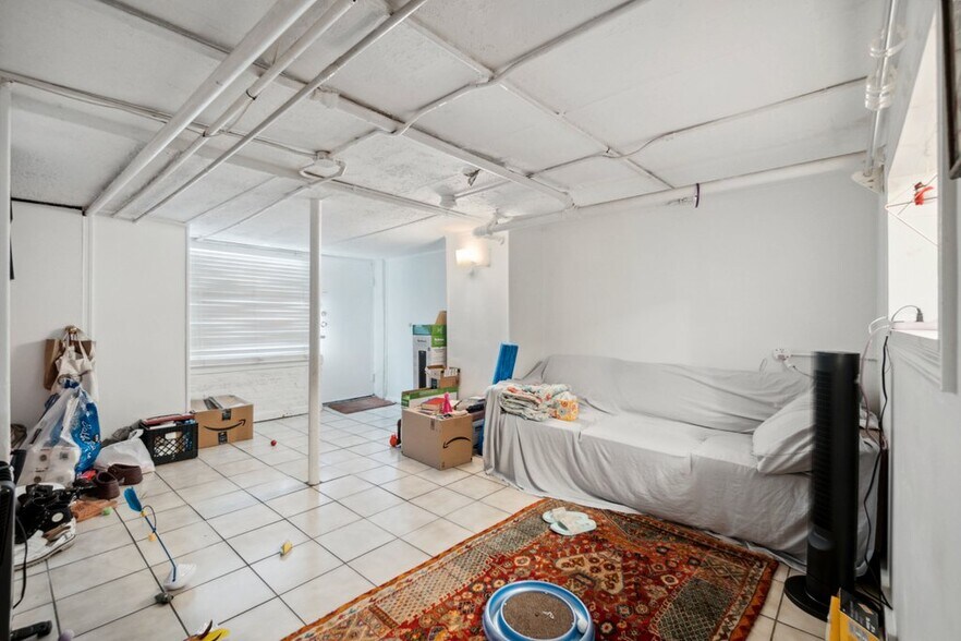 More Photos Of 3526 Keswick Rd, Baltimore Apartments For Sale