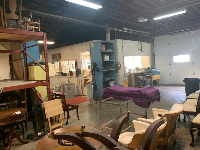 More Photos Of 47 N Main St, Honeoye Falls Flex For Sale