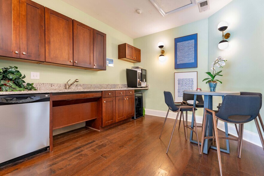 More Photos Of 1001 Hayes Ln, Holly Springs Apartments For Lease