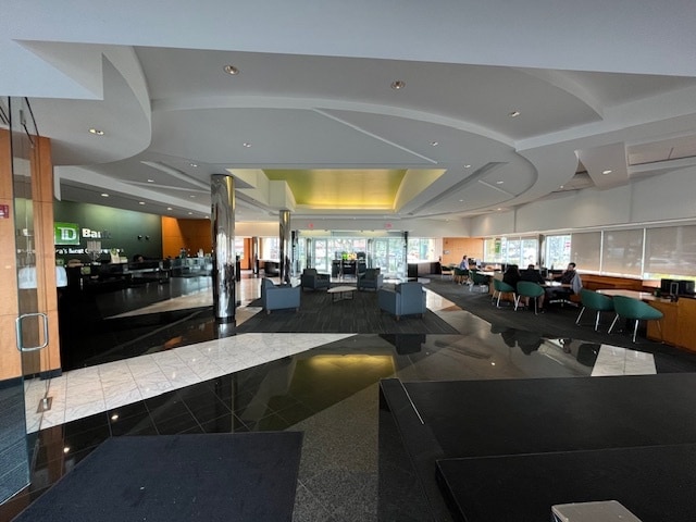 More Photos Of 3325 W Hillsboro Blvd, Deerfield Beach Bank For Lease