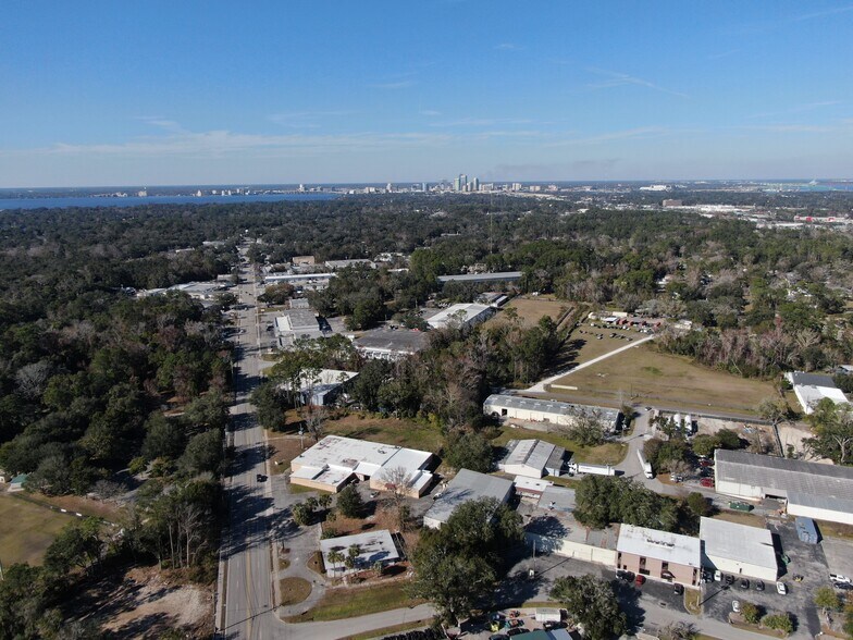 More Photos Of 5299 Saint Augustine Rd, Jacksonville Manufacturing For Lease