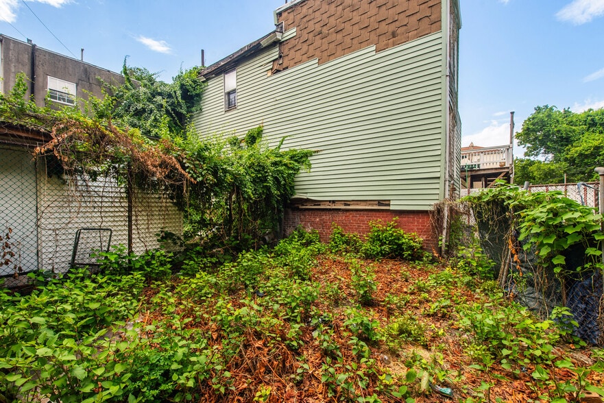 More Photos Of 499 Martin Luther King Jr Dr, Jersey City Apartments For Sale