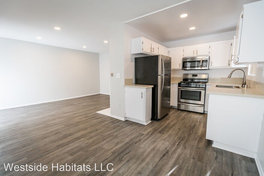 More Photos Of 4406 Cahuenga Blvd, Toluca Lake Apartments For Sale