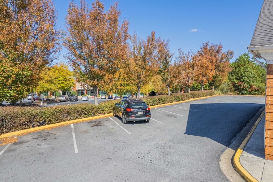 More Photos Of 535 Maxham Rd, Austell Storefront Retail Office For Sale