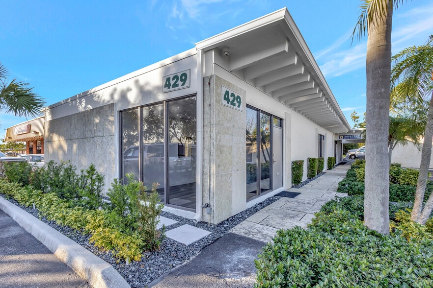 Primary Photo Of 429 Northlake Blvd, North Palm Beach Medical For Lease