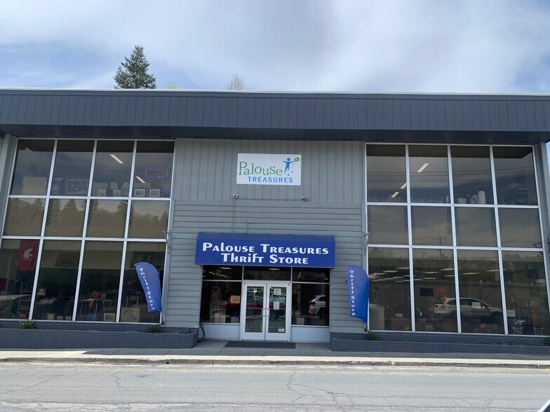 More Photos Of 1001-1006 NW Nye St, Pullman General Retail For Sale