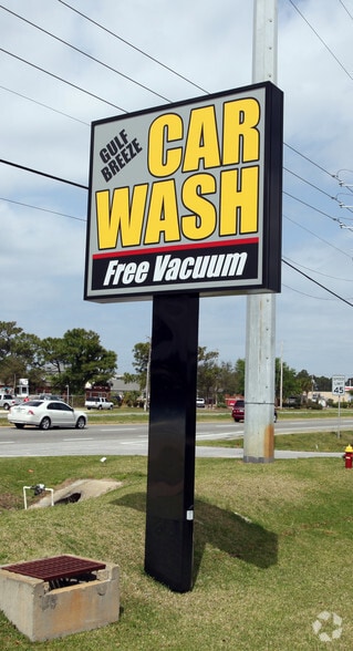 More Photos Of 3399 Gulf Breeze Pky, Gulf Breeze Carwash For Sale