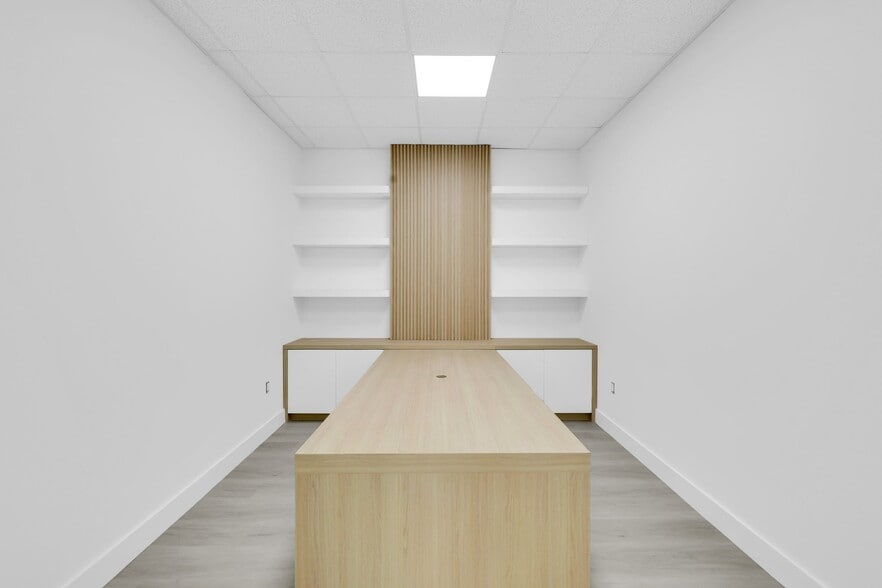 More Photos Of 11931-11971 NW 37th St, Coral Springs Warehouse For Sale