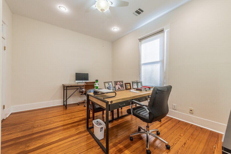 More Photos Of 214 E Ashby Pl, San Antonio Office For Lease