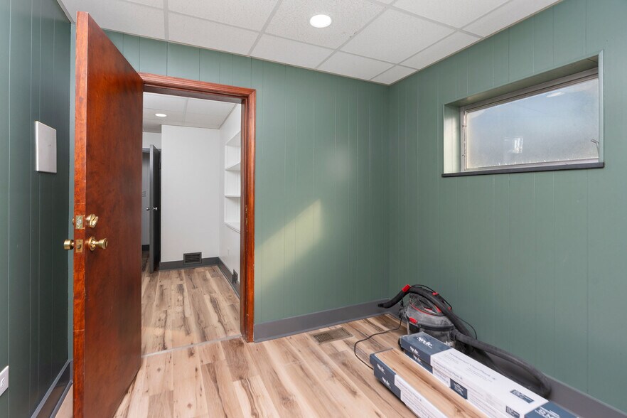 More Photos Of 1305 13th St, Waynesboro Medical For Sale