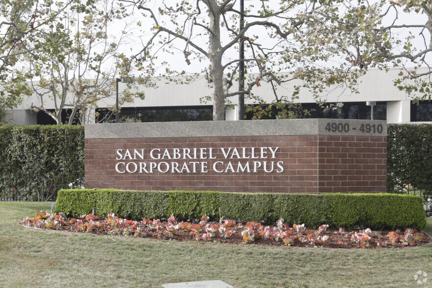 More Photos Of 4900 Rivergrade Rd, Irwindale Office For Lease