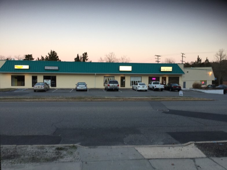Primary Photo Of 21 S Main St, Barnegat Storefront For Lease