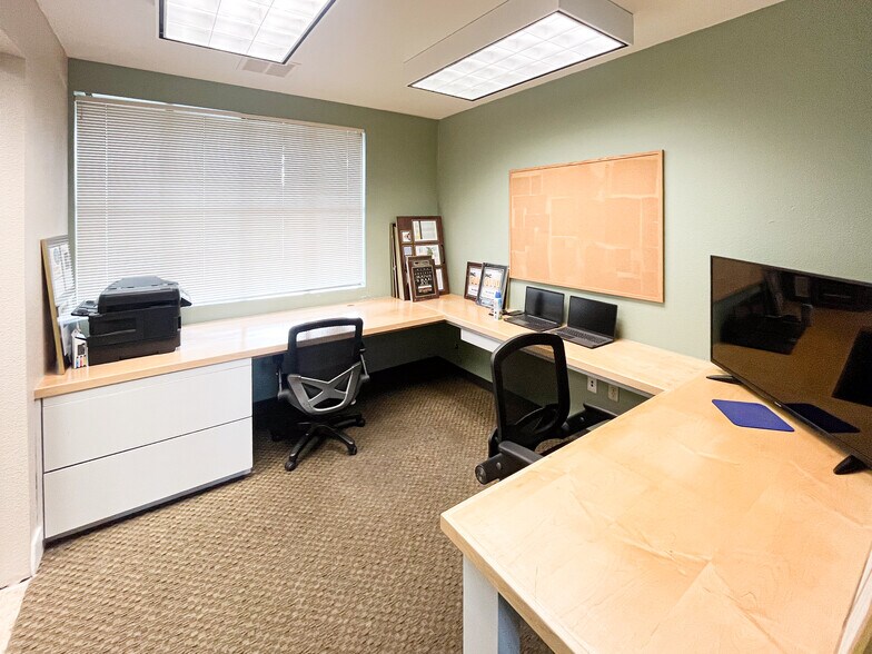 More Photos Of 6491-6557 Sierra Ln, Dublin Light Distribution For Lease