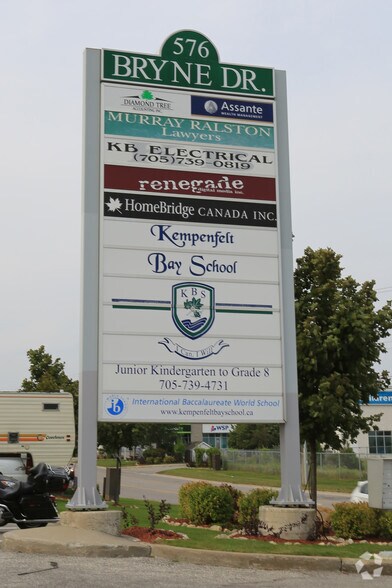 More Photos Of 576 Bryne Dr, Barrie Light Distribution For Lease