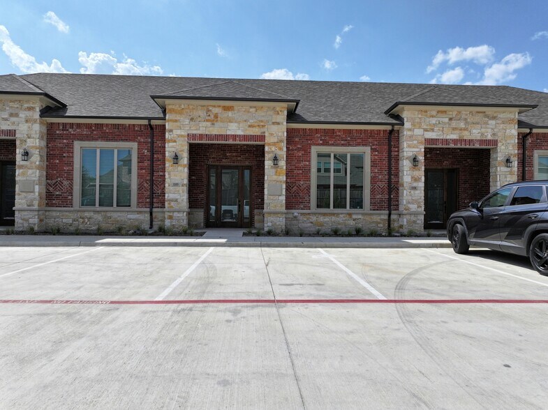 More Photos Of 400 Stonebrook Pky, Frisco Medical For Lease