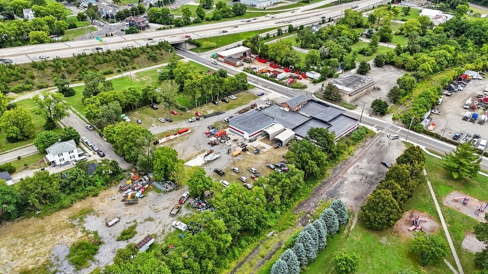 More Photos Of 603 S Broadway St, Dayton Warehouse For Sale