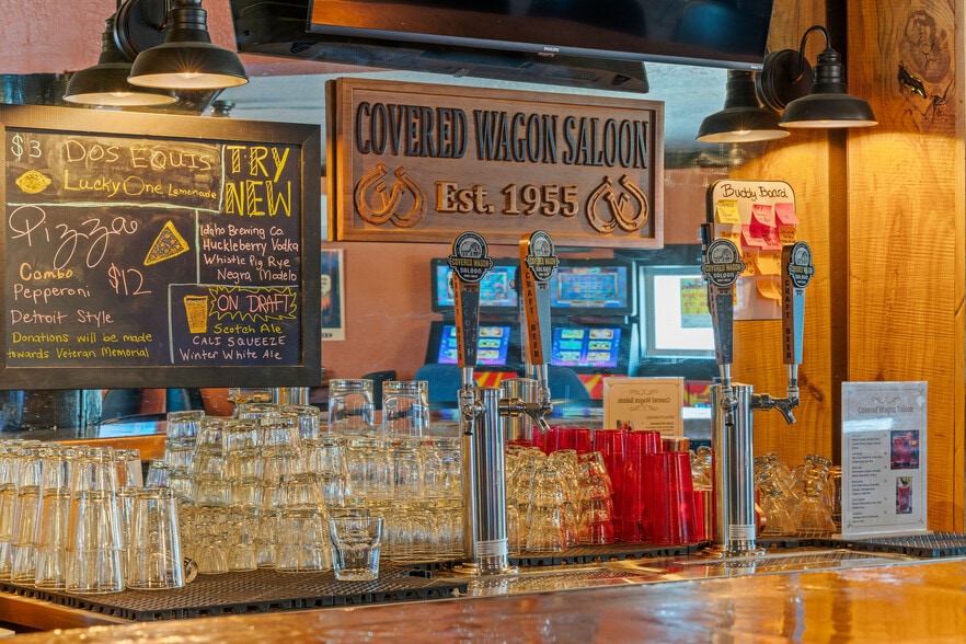 More Photos Of 3449 Swan Valley hwy, Irwin Bar For Sale