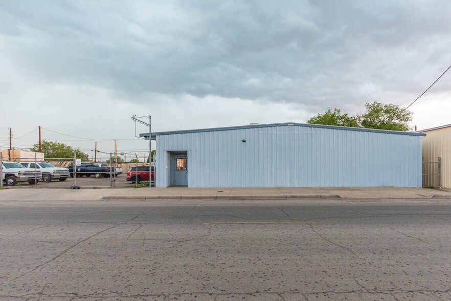More Photos Of 848 W Hadley Ave, Las Cruces Light Manufacturing For Lease