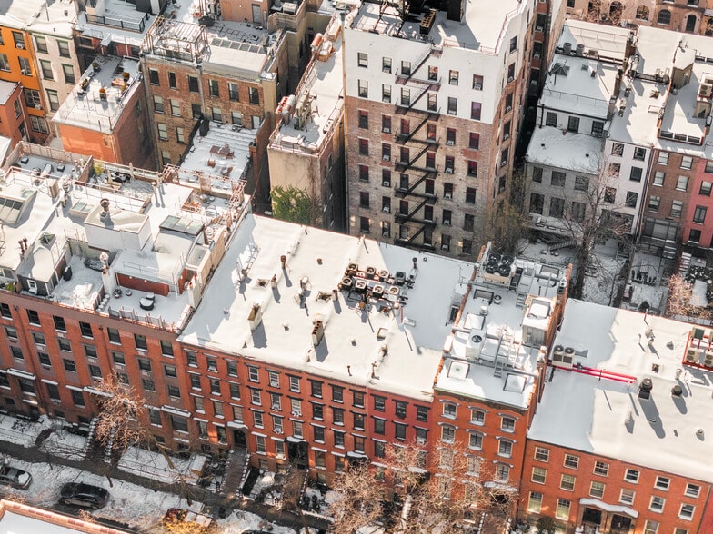 More Photos Of 222 E 18th St, New York Apartments For Sale