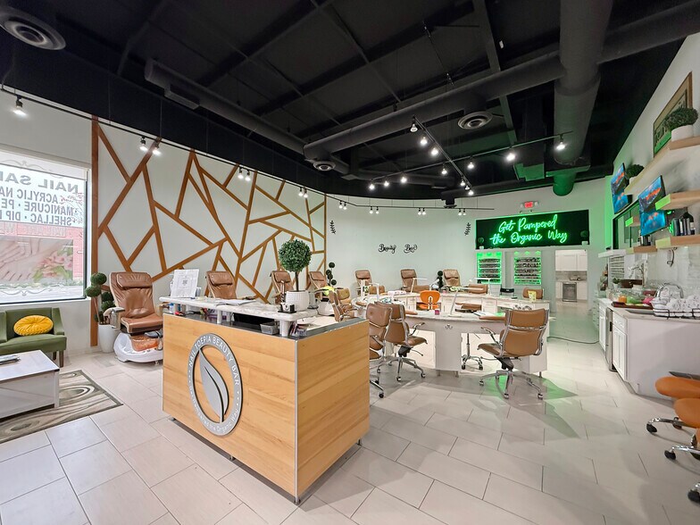 More Photos Of 13044 Grant Rd, Cypress General Retail For Sale