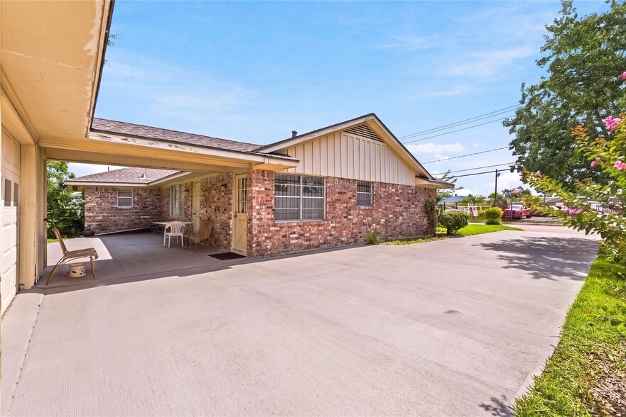 More Photos Of 3139 Jeanetta St, Houston Specialty For Sale