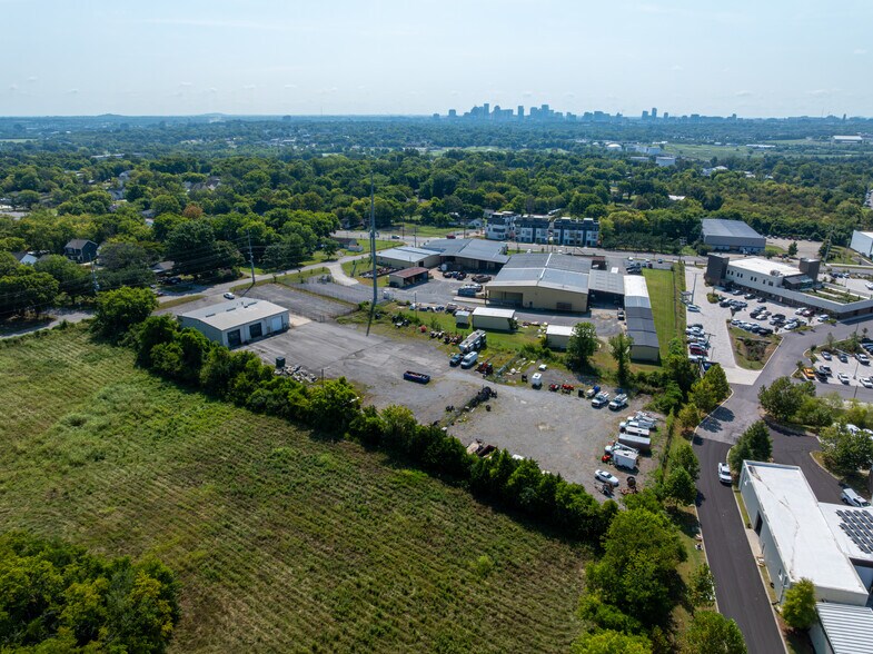 More Photos Of 3333 Hydes Ferry Pike, Nashville Warehouse For Lease