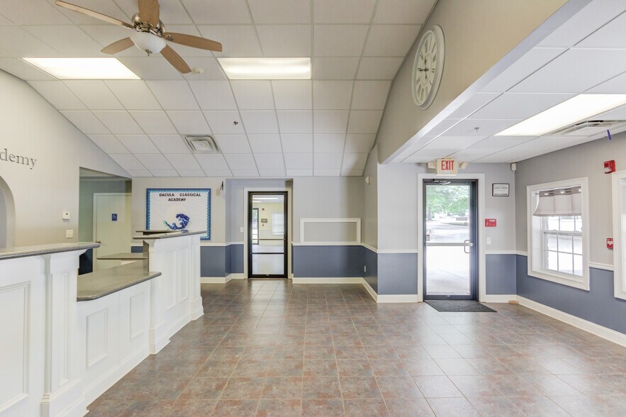 More Photos Of 495 Harbins Rd, Dacula Daycare Center For Sale