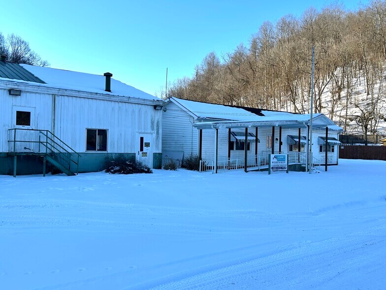 More Photos Of 123 Turkey Run Rd, Salem Distribution For Sale