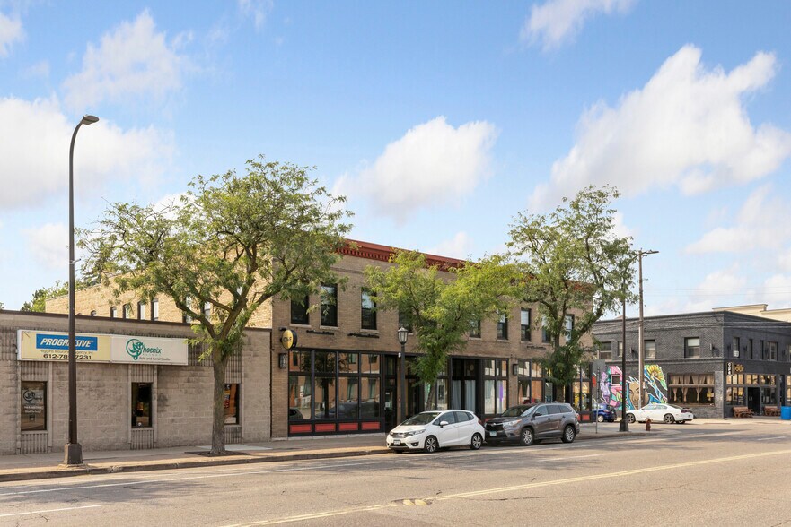 More Photos Of 2220-2226 N Central Ave, Saint Anthony Storefront Retail Office For Lease