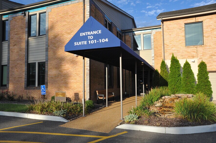 More Photos Of 12810-12818 Tesson Ferry Rd, Saint Louis Medical For Lease