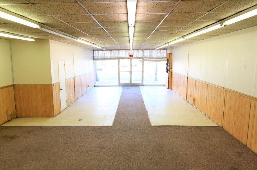 More Photos Of 124 Gillespie St, Fayetteville Office For Lease