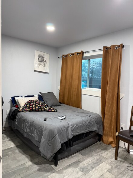 More Photos Of 338 Norris Rd, Bakersfield Multifamily For Sale