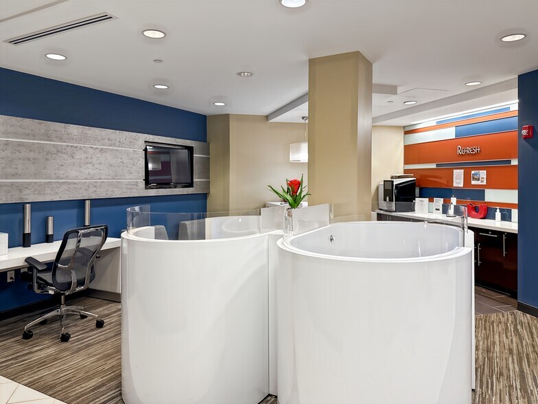 More Photos Of 8295 Tournament Dr, Memphis Coworking Space