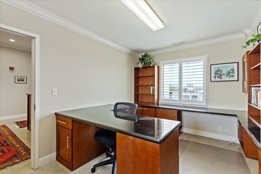 More Photos Of 212 9th St, Oakland Medical For Lease