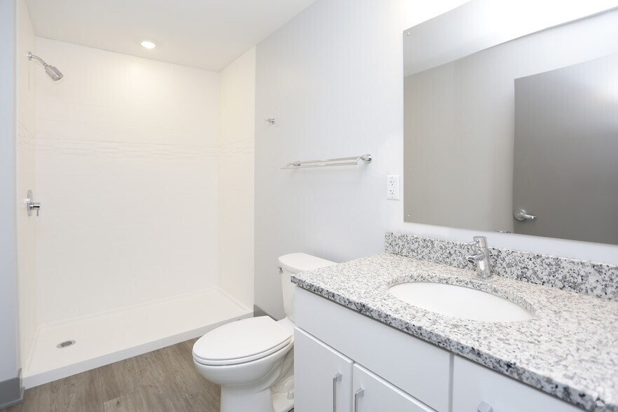 More Photos Of 285 Western Ave, Muskegon Apartments For Lease