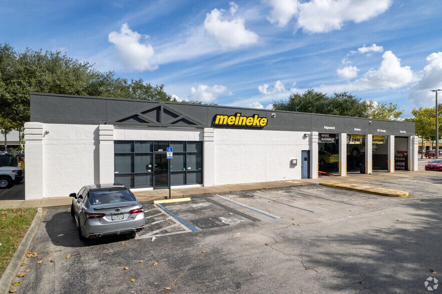 More Photos Of 8595 Beach Blvd, Jacksonville Unknown For Lease