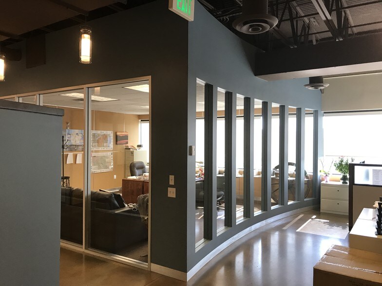 More Photos Of 112 N Rubey Dr, Golden Office For Lease