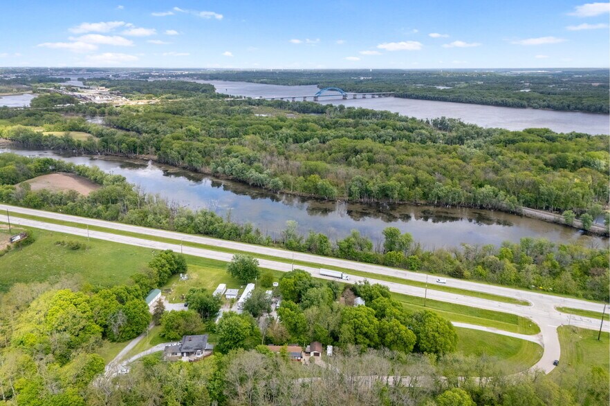 More Photos Of 4105 Nobis Dr, Davenport Manufactured Housing Mobile Home Park For Sale