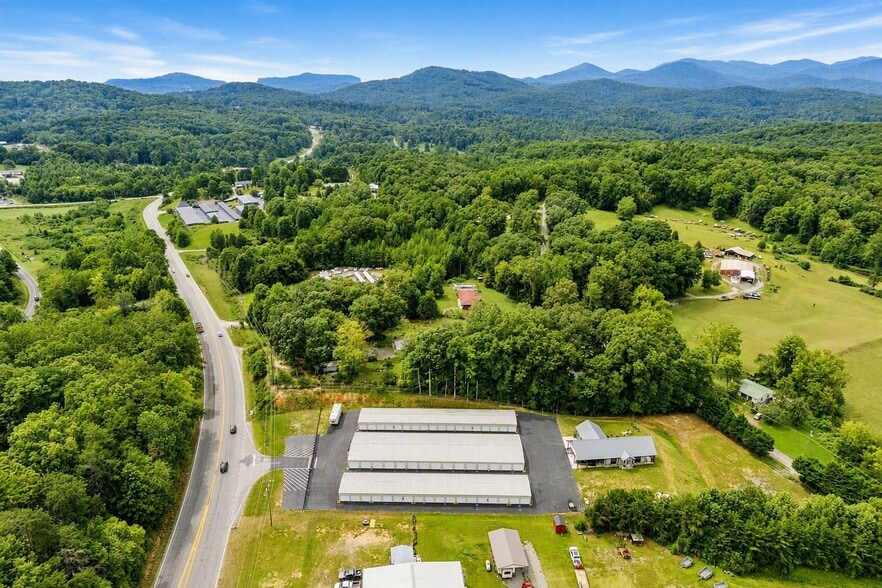 Primary Photo Of 5550 Blue Ridge Dr, Blue Ridge Specialty For Sale