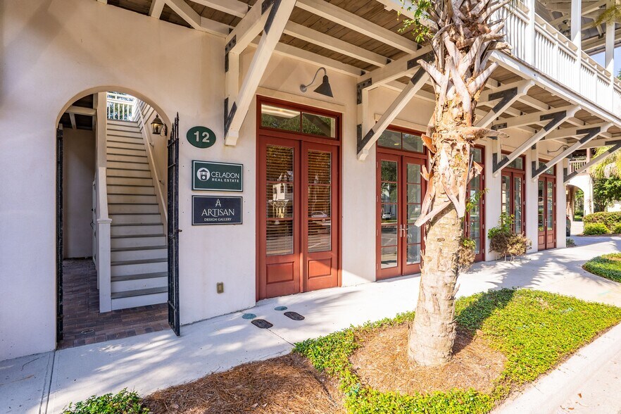 More Photos Of 12 Celadon Dr, Beaufort Storefront Retail Office For Sale