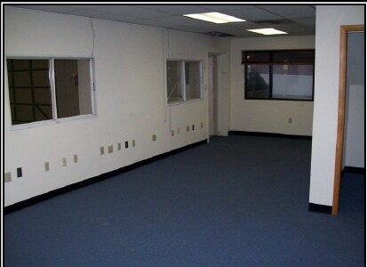 More Photos Of 850 State St, Lemoyne Warehouse For Lease