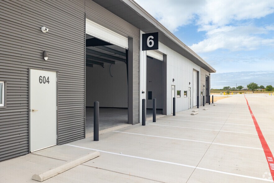 More Photos Of 3300 Dacy Ln, Kyle Industrial For Sale