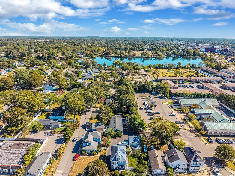 More Photos Of 14-18 Third E Ldl St, Patchogue Flex For Sale