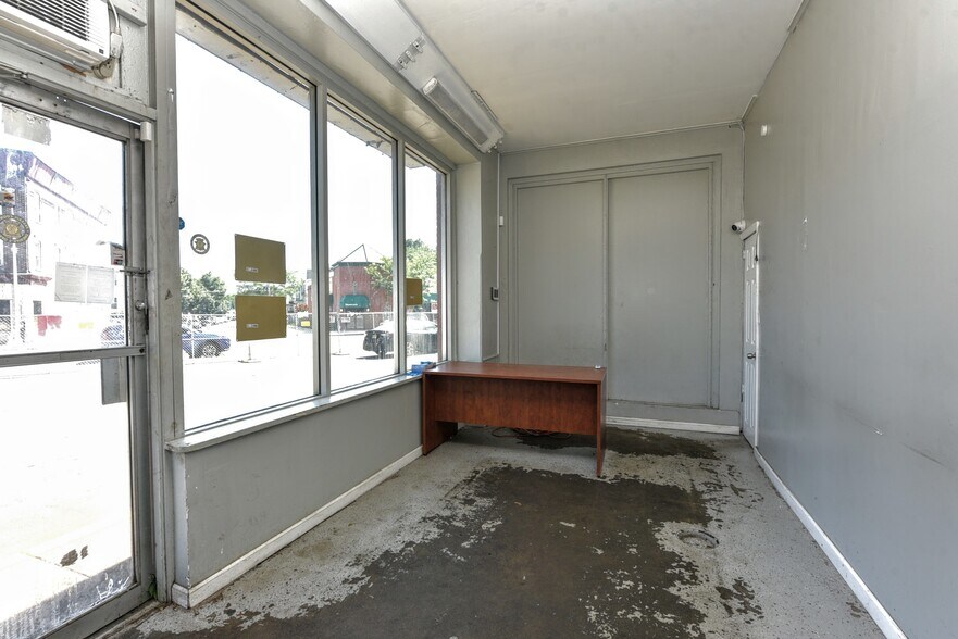 More Photos Of 1061-1065 Main Ave, Clifton Auto Repair For Sale