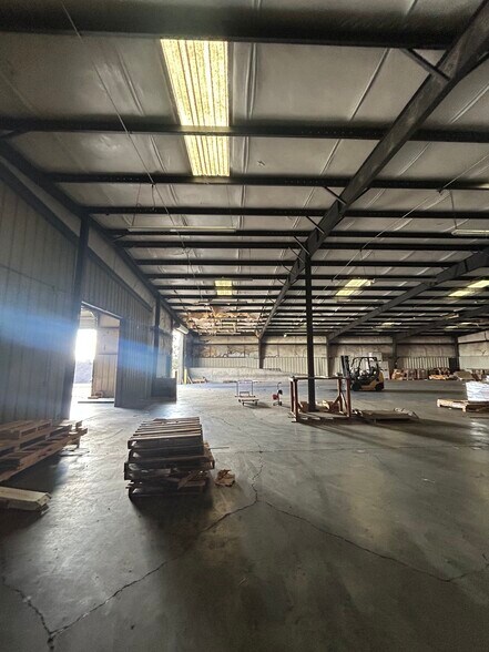 More Photos Of 1500 Union Hill Rd, Alpharetta Manufacturing For Sale