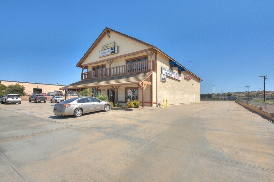 More Photos Of 18791 Van Buren Blvd, Riverside Freestanding For Lease