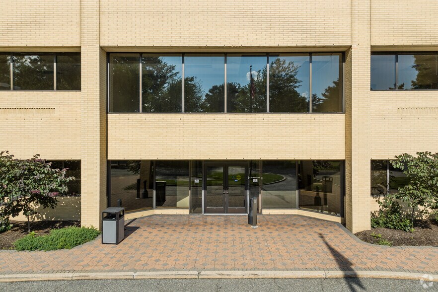 More Photos Of 700 Turner Way, Aston Medical For Lease