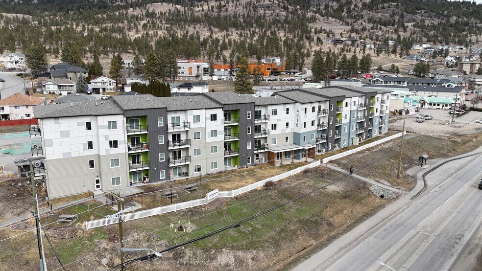 More Photos Of 4010 Walters St, Merritt Apartments For Sale